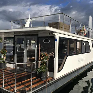Houseboat - Dormez Sur Le Lac Bateau-hôtel