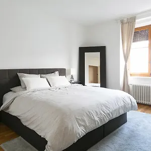 Apartment Grenus *